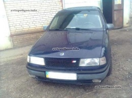 На Ровенщине пьяная женщина угнала автомобиль Opel Vectra. ФОТО