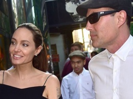 Родственные отношения между Джеймсом Хейвеном и Анджелиной Джоли на гране разрыва