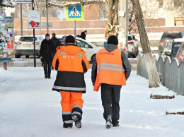 Аксенов попросил главу МинЖКХ оценить работу муниципалитетов по уборке снега