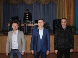 Депутат городского совета Виктор Ксенич выступил перед жителями «Черемушек» с отчетом проделанной работе