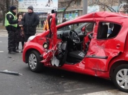 В Мариуполе по факту аварии с участием военного ГАЗ-66 открыто уголовное производство