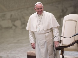 Папа римский сравнил трансляцию желтых новостей с копрофилией