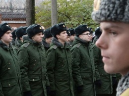 СМИ сообщили о планах Госдумы отменить испытательный срок для солдат-контрактников