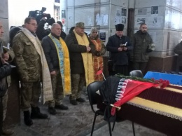 В Киеве прошло прощание погибшими участниками АТО