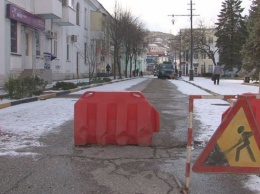 В Керчи проводится не ямочный ремонт, а восстанавливают дорогу после ЖКХ