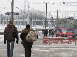 Пассажиров Укрзализныци засыпало снегом в вагоне