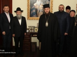 В Днепре "подружились" иудеи и православные