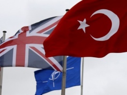 Анкара меняет прозападных офицеров в НАТО на сторонников России