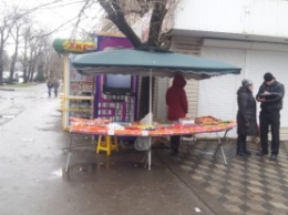 Муниципальная полиция испортила день конфетной торговле (фото)
