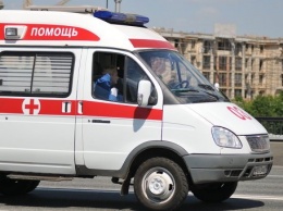 В Омске пьяный водитель насмерть сбил женщину задним ходом