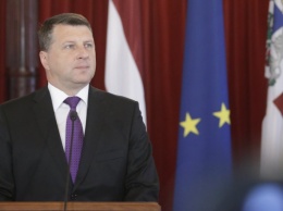 Президенту Латвии запретили говорить по-русски