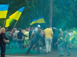 "Режим" Порошенко: в Днепропетровске жестко разогнали митинг