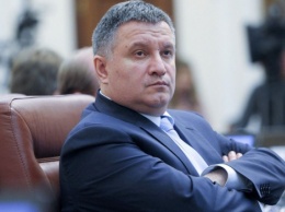 Аваков высмеял законопроект о своей отставке