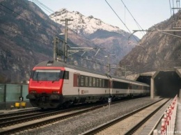 В Швейцарии открылся самый длинный в мире железнодорожный тоннель