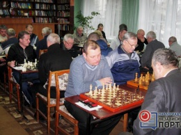 В Павлограде прошел чемпионат по быстрым шахматам