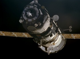 В России разрабатывают систему для стыковки космических аппаратов на орбите Луны