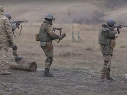 Один день войны: в сети показали воодушевляющее видео о жизни украинских бойцов в АТО