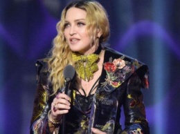 Журнал Billboard назвал Мадонну «Женщиной года»