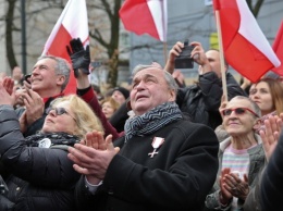 Польшу охватили массовые антиправительственные акции протеста