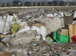 В Мариуполе опасные бытовые отходы попадают на городской полигон (ФОТО)