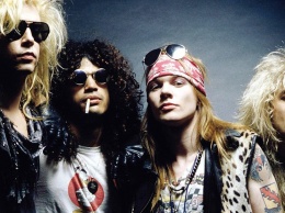 Guns N’Roses продала за сутки 1 млн билетов на свое выступление