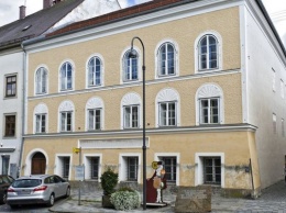 Будет полезен: австрийские власти передумали сносить дом Гитлера
