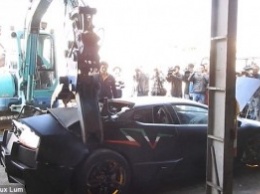 Власти Тайваня растрощили нелегеальный Lamborghini за $300 млн (видео)