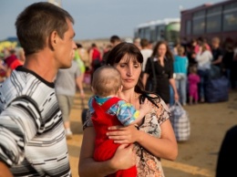Киевские волонтеры собрали гуманитарную помощь для вынужденных переселенцев