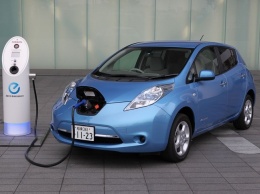 Nissan хочет снизить на 20 процентов стоимость электрокаров