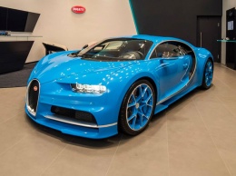 Голубее неба: Bugatti Chiron за $2,5 млн долларов в необычном окрасе