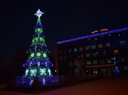 «Новый год к нам мчится»: все о новогодних праздниках в Черноморске