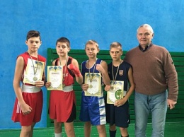 Бердянские боксеры завоевали награды Всеукраинского турнира
