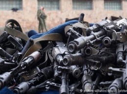 Нелегальная торговля оружием и боеприпасами на Украине достигла масштабов социальной катастрофы