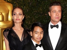 Старший сын Джоли и Питта угрожает опубликовать видео, компрометирующее актера