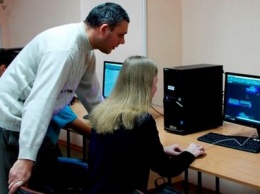 Вычислительный центр СумГУ оснащен новой компьютерной техникой (+фото)