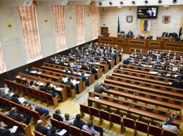 Одесские депутаты попросят президента не приватизировать ОПЗ (фоторепортаж с сессии облсовета)