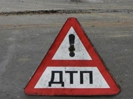 В Ленобласти на остановке произошло столкновение большегруза и маршрутного такси