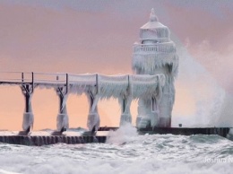 В США природа создала ледяной замок, как из сказки