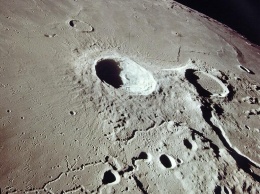 Ученые NASA задумались о колонизации лунных кратеров