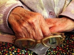 В Запорожской области самозванка нажилась на старушке