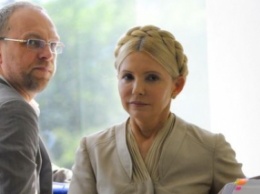 Власенко получил 7,5 миллиона от продажи земли зятю Тимошенко