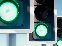 Зеленая волна: водитель сумел проехать 240 светофоров без остановки - видео