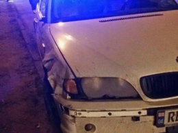 На Троещине водитель БМВ сбил женщину с ребенком (ФОТО)