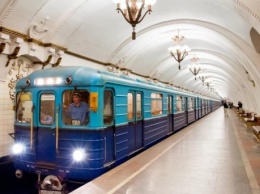 В праздники в московском метро посетители услышат песни из комедий