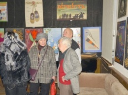 В Одессе представили ретроспективу работ художника 250 спектаклей (ФОТО)