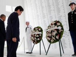 Абэ и Обама почтили память погибших в Перл-Харборе