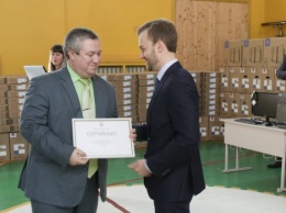 250 компьютеров: Константин Усов помог обеспечить криворожские школы новым оборудованием для кабинетов информатики