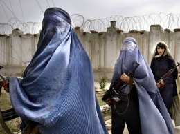 В Афганистане женщине отрубили голову за поход на рынок без мужа