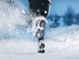 Эксперты рассказали, как заставить себя полюбить зимнюю пробежку