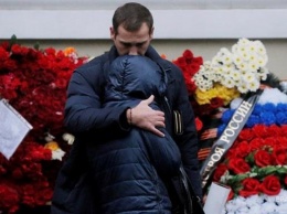 Прошли первые похороны жертв крушения Ту-154